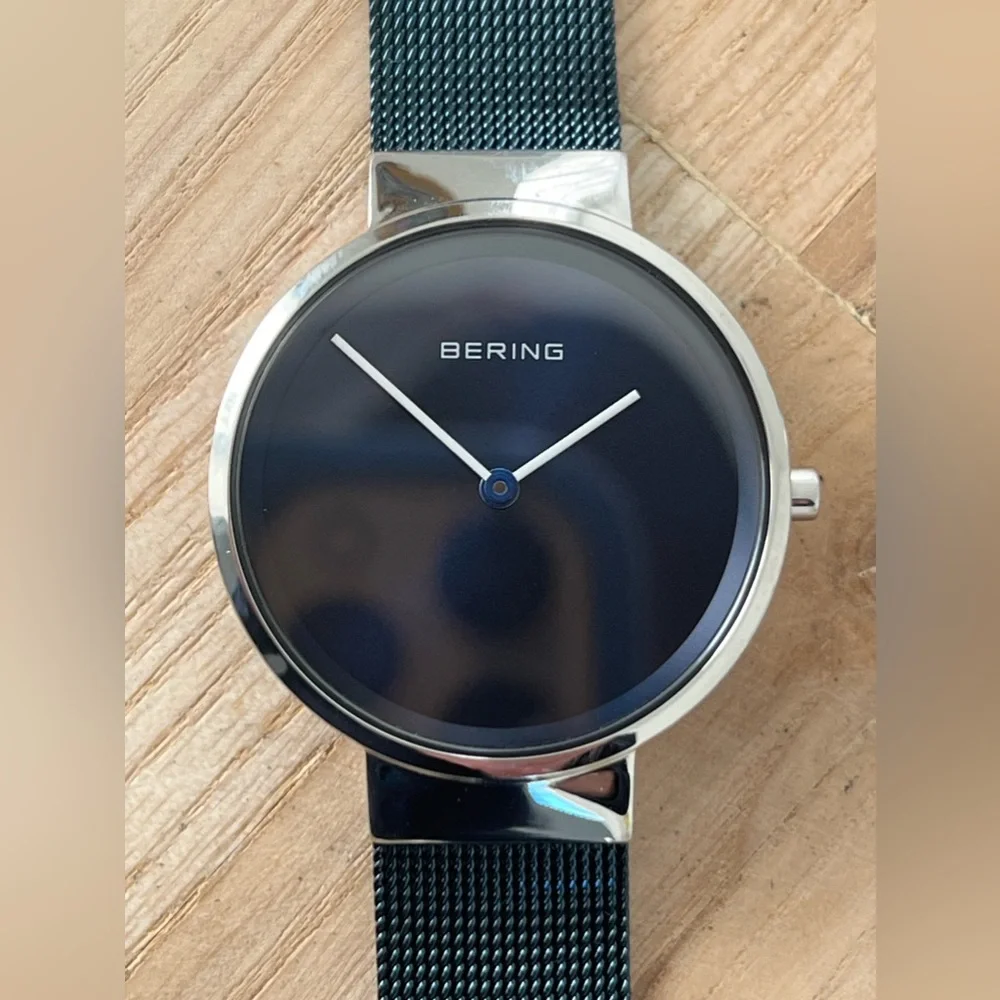 Bering Unisex Luxury Watch Blue Mesh Stainless Adjustable Bracelet Blue Dial NIB